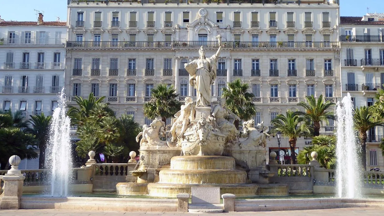 T3 Charme Ancien Au Coeur De Toulon Appartement